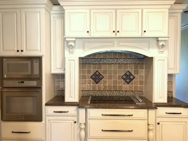 16497 Wardline Rd - Photo 3 of 15