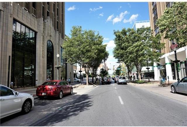 913 Hamilton St #2 - Photo 3 of 11