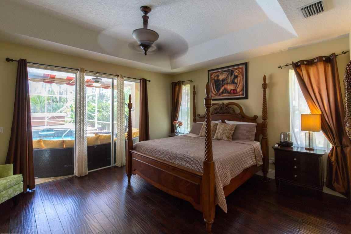 14816 Stirrup Ln - Photo 3 of 35