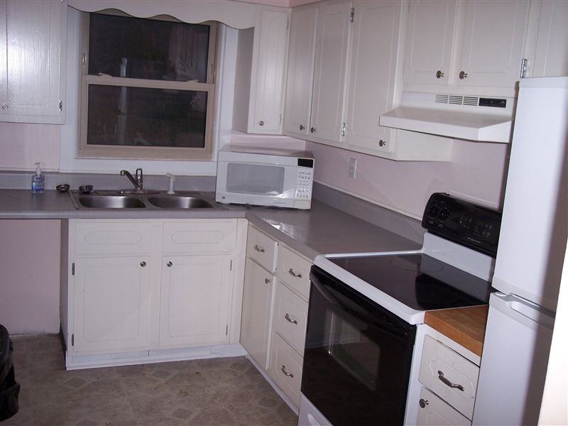 411 Woodland Ave - Photo 2 of 21