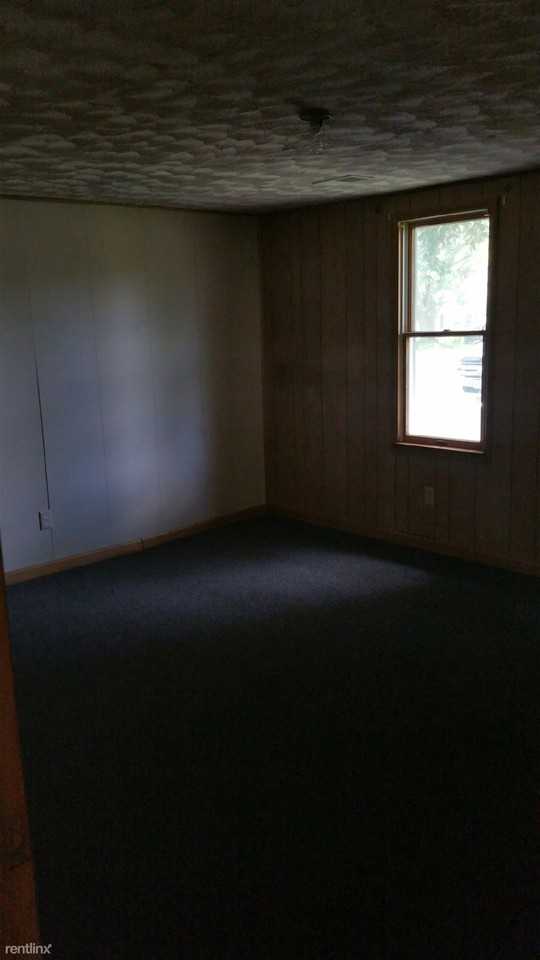 2015 Worden St - Photo 3 of 7