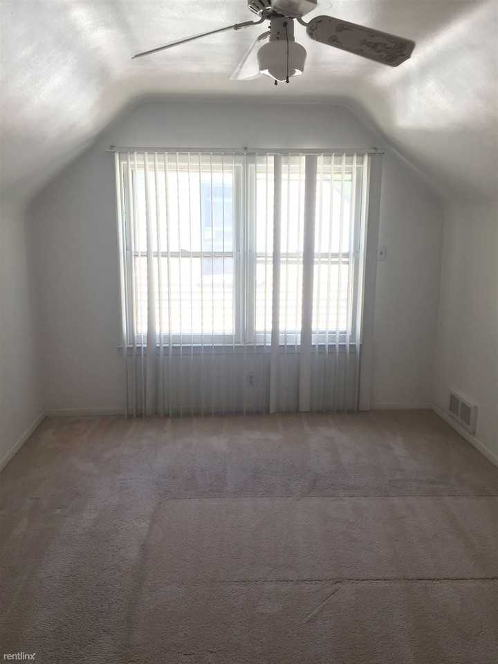 15498 Wormer - Photo 3 of 10