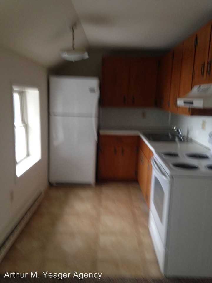 323 Spring Glen Dr - Photo 2 of 3