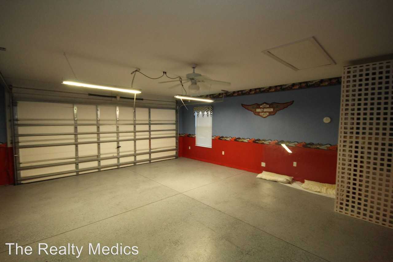 100 High Point Dr - Photo 3 of 12