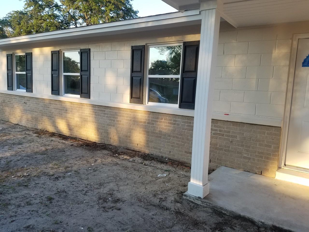 136 N Audrey Cir NW - Photo 2 of 5