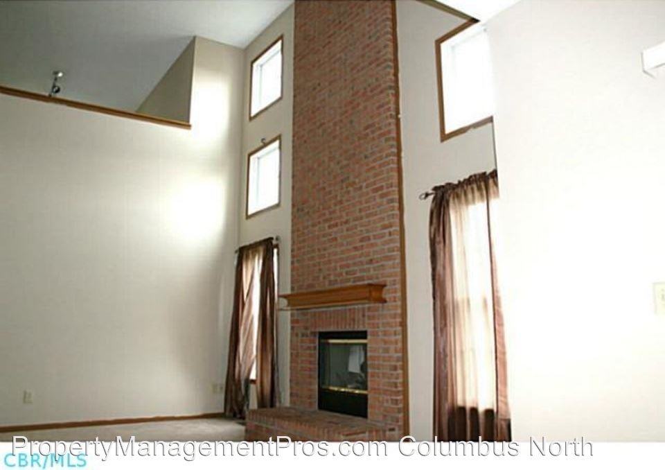 7279 Summerfield Dr - Photo 3 of 17