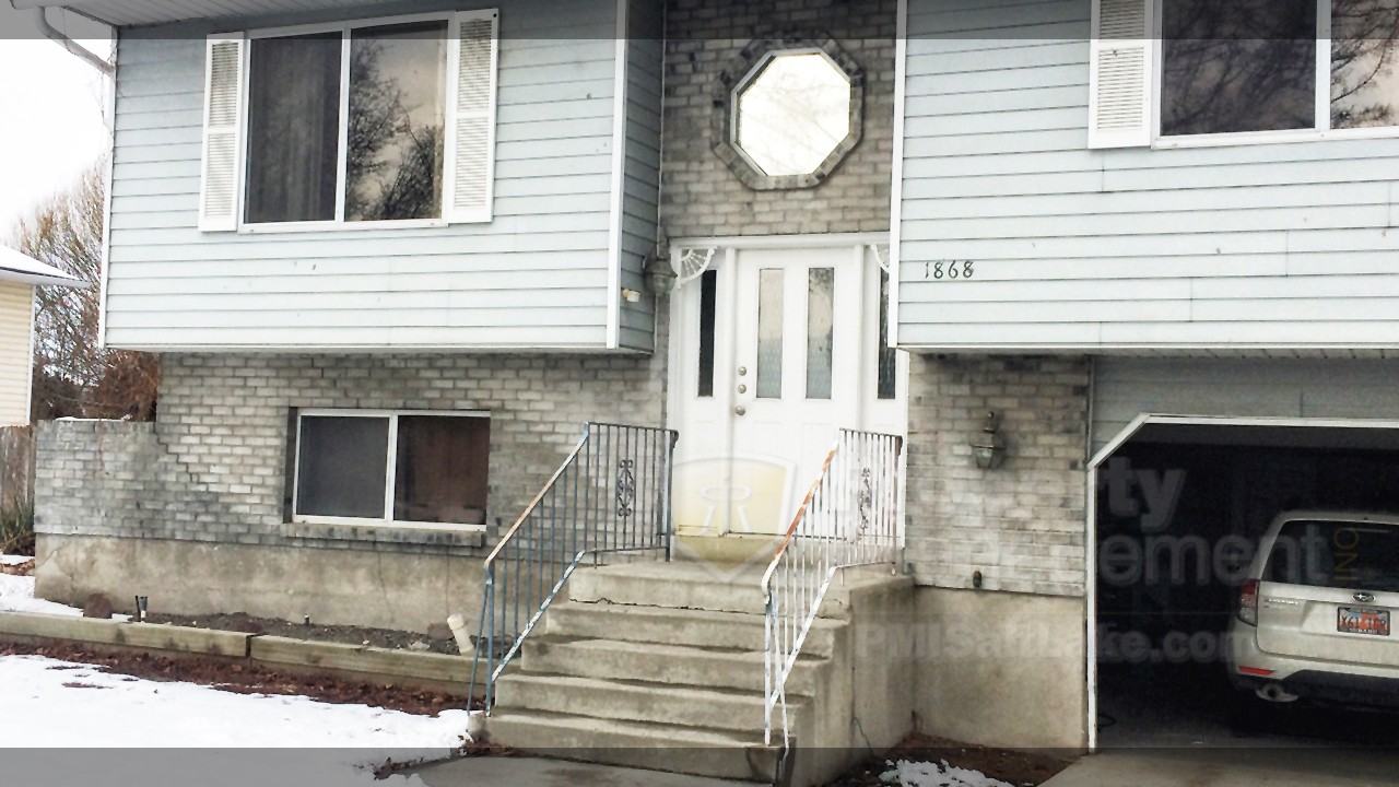 1868 W Springfield Rd - Photo 2 of 31