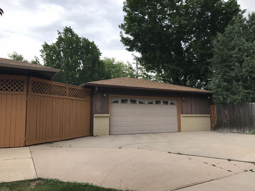 5580 E Mansfield Ave - Photo 2 of 6