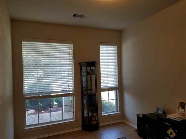 10816 Hawks Landing Rd - Photo 3 of 17