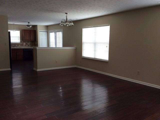 12250 Packers Ave - Photo 3 of 12