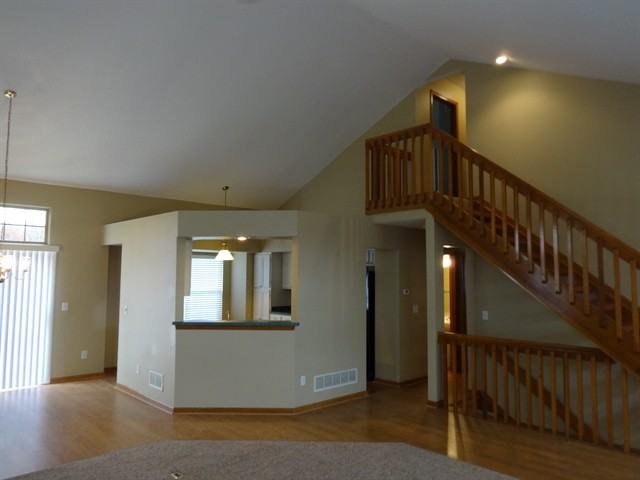 8804 Ormiston Cir - Photo 3 of 16