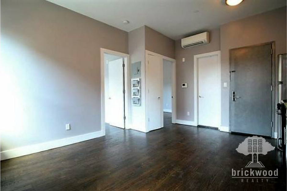 Meserole St #2A - Photo 3 of 6