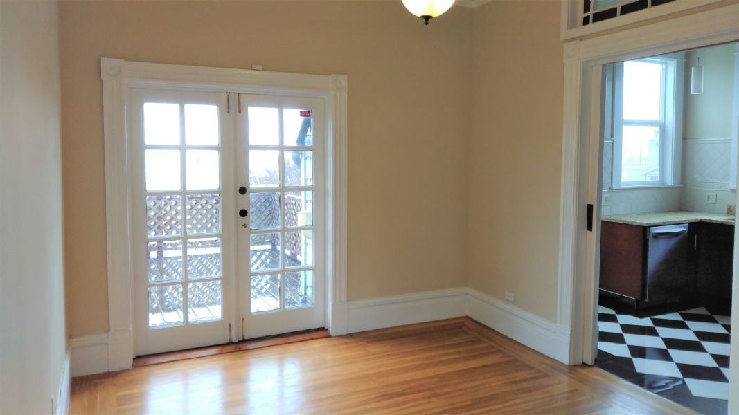 1116 Fulton St - Photo 3 of 10