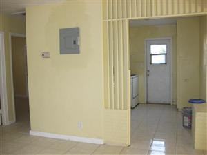 1536 NE 27th St - Photo 2 of 3