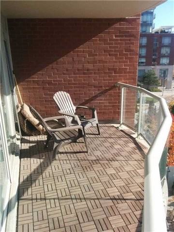 550 Queens Quay West ##418