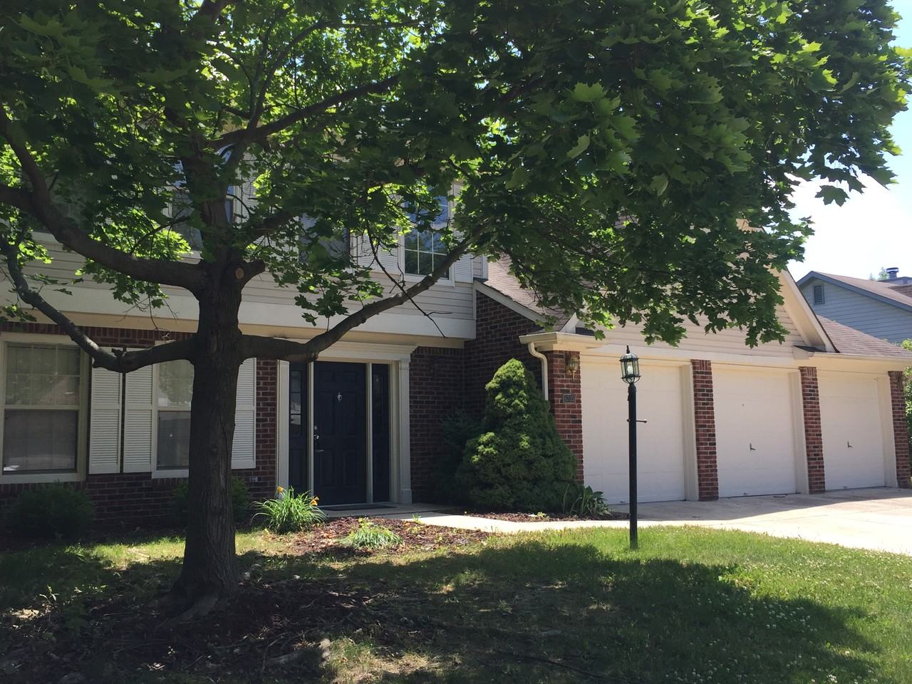 6735 Silver Tree Dr - Photo 2 of 18