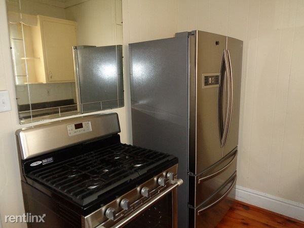 768 W Forest Ave - Photo 3 of 19