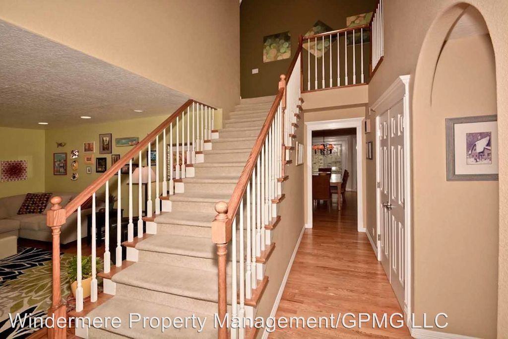 4504 W Quail Ridge Dr - Photo 2 of 17