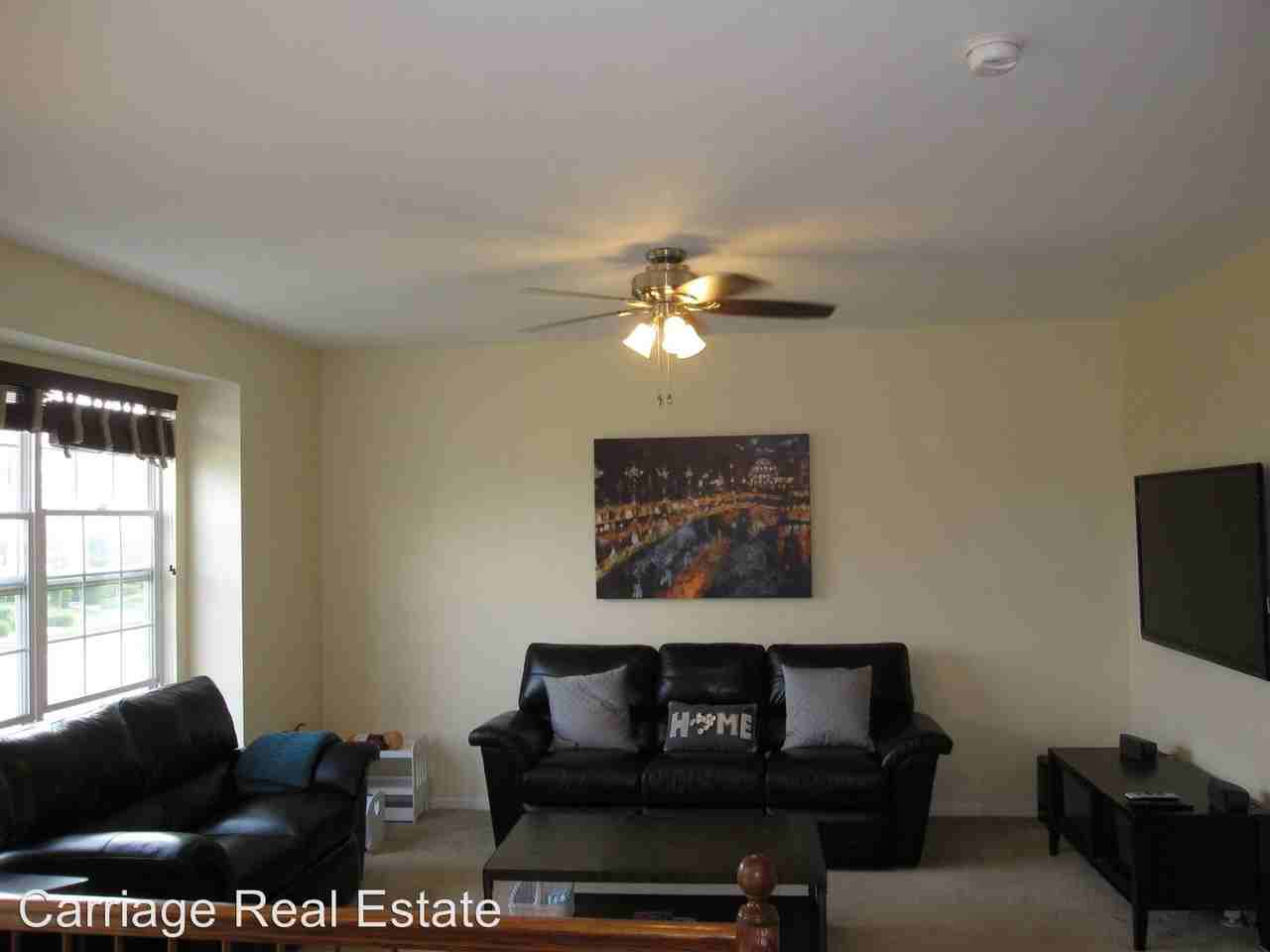 190 Willey St - Photo 3 of 17