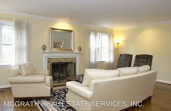 1033 N George Mason Dr - Photo 2 of 13