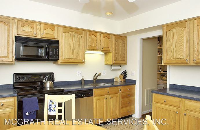 1033 N George Mason Dr - Photo 3 of 13