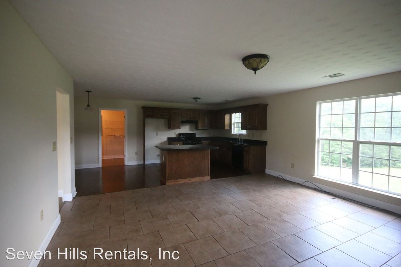 271 Lavender Rd NW - Photo 2 of 28