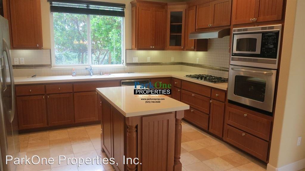 30 Autumn Trail Ln - Photo 3 of 13