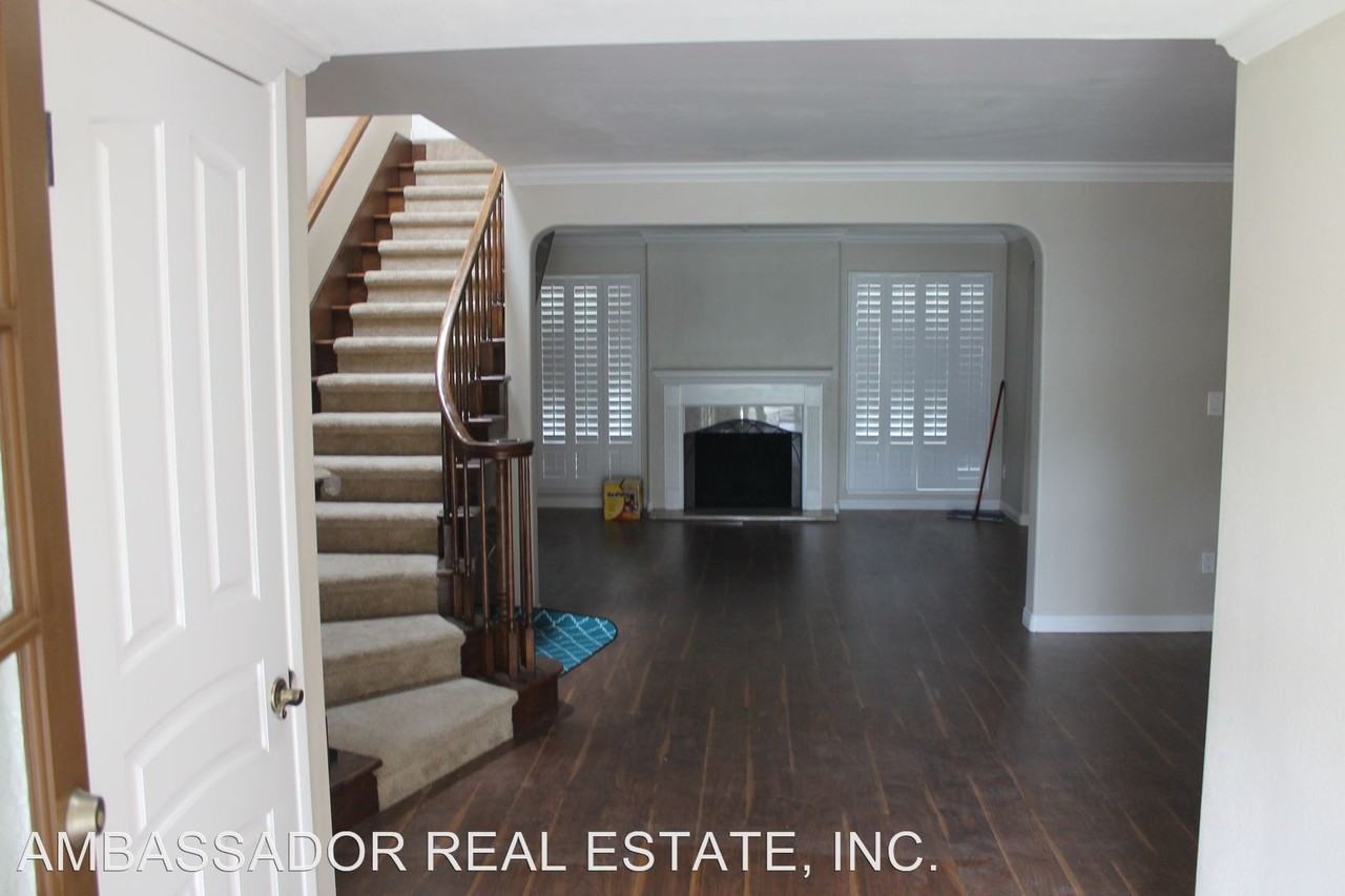 1835 San Pablo Dr - Photo 2 of 18