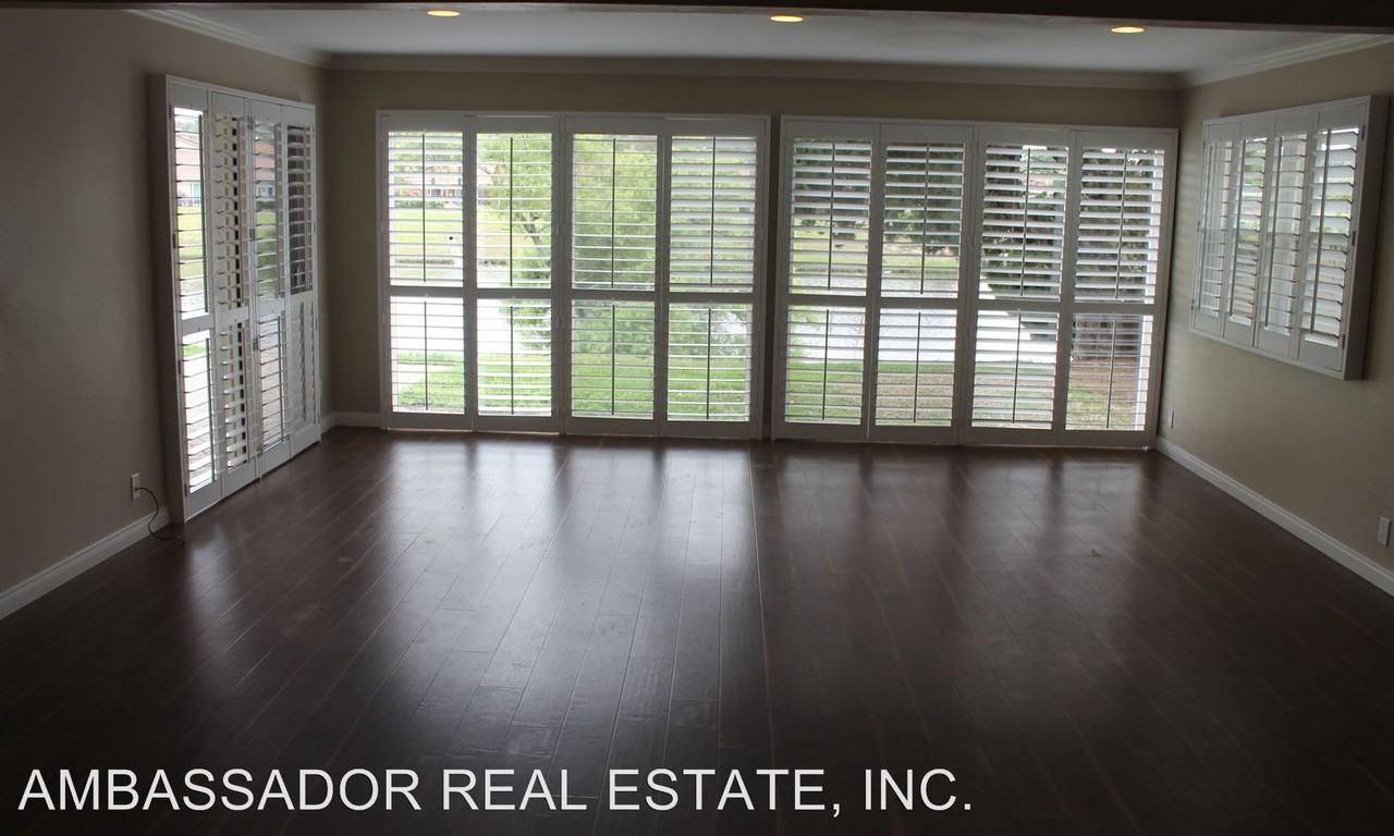 1835 San Pablo Dr - Photo 3 of 18