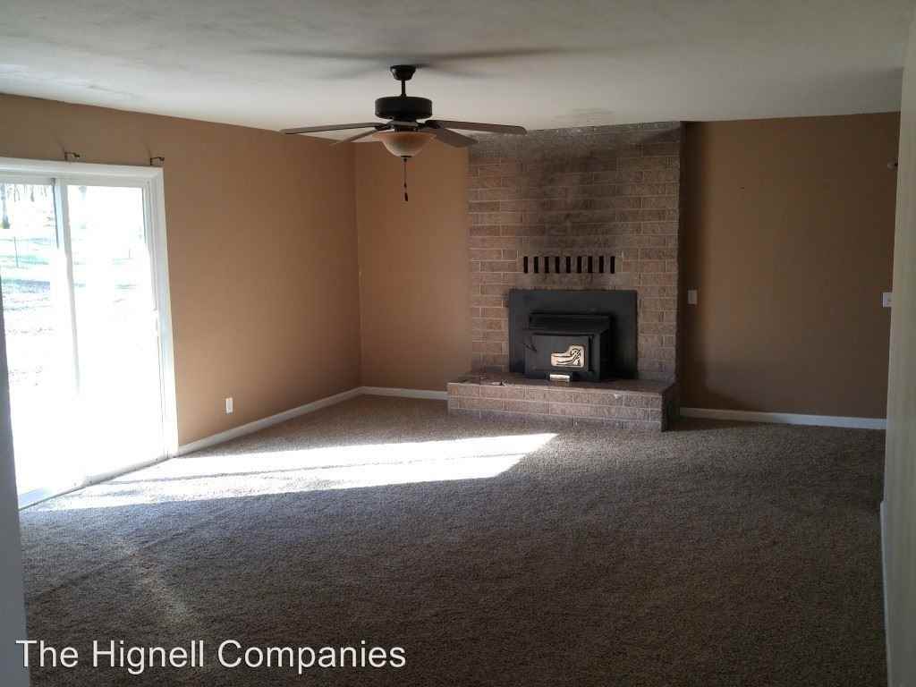 21751 Belmont Dr - Photo 2 of 14