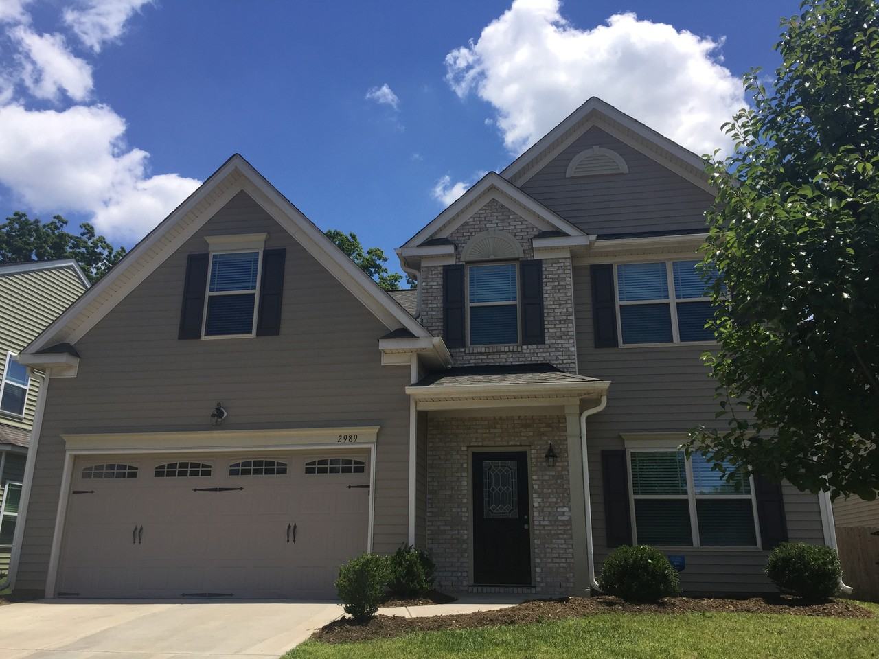 2989 Mirasol Ct - Photo 3 of 27
