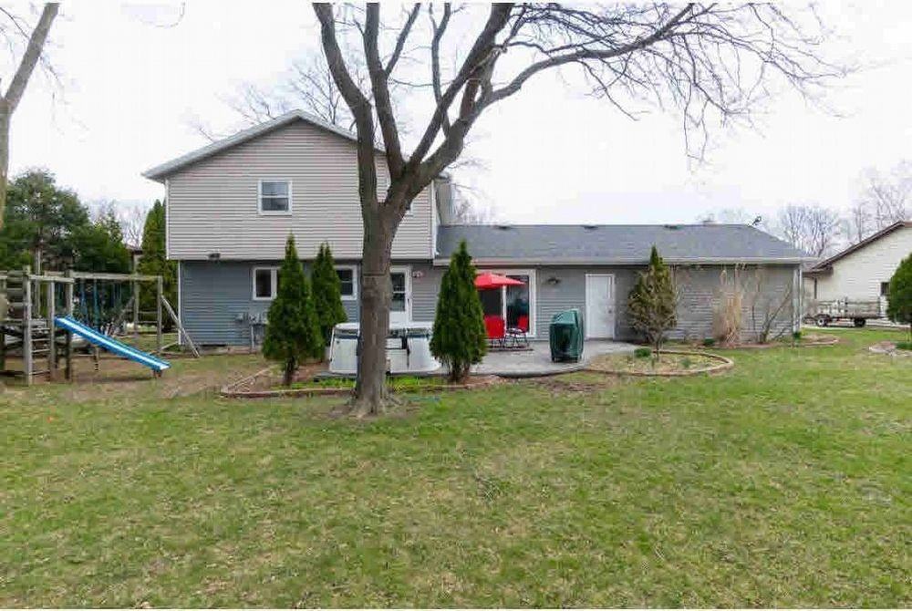 414 S Good Hope Rd - Photo 2 of 21
