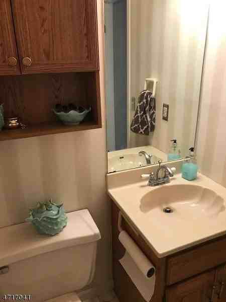 2 Plum Ct - Photo 2 of 11