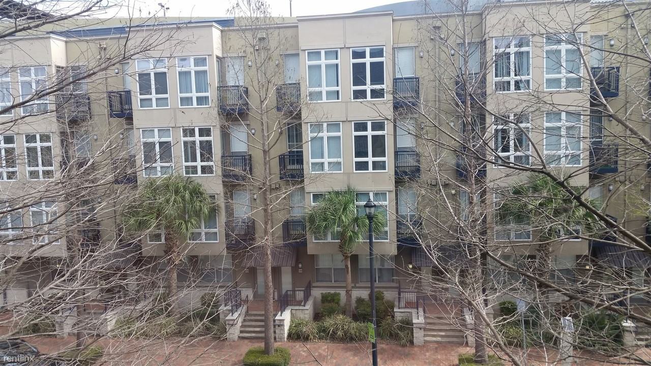 510 Gray St - Photo 3 of 7