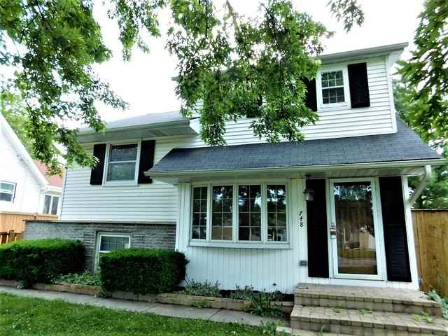 748 N Indiana St - Photo 2 of 11