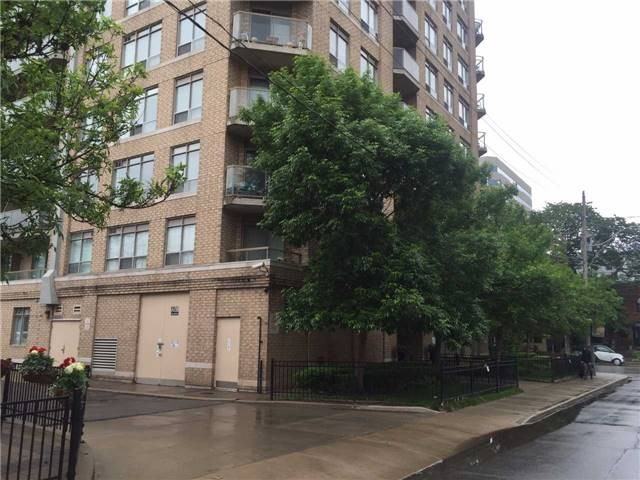 140 Bathurst Street #404