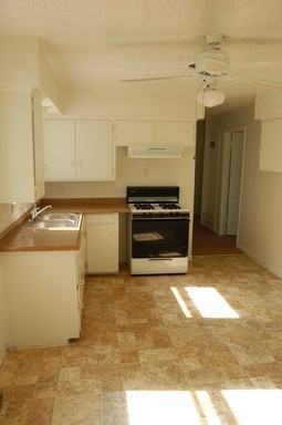 409 Pilant St E - Photo 3 of 7