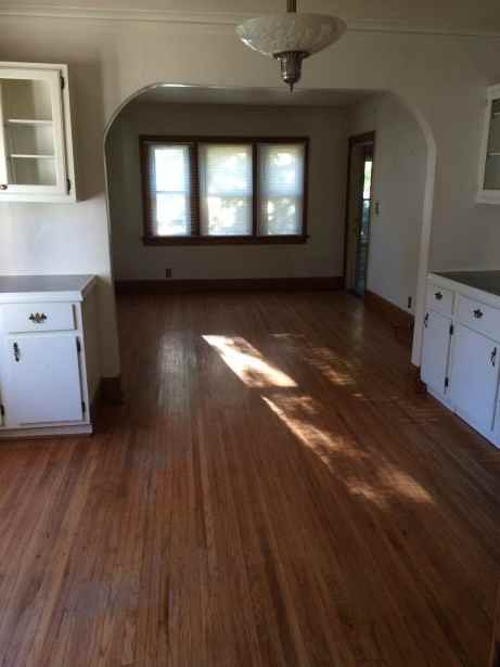 2007 Ridge Ave - Photo 2 of 4