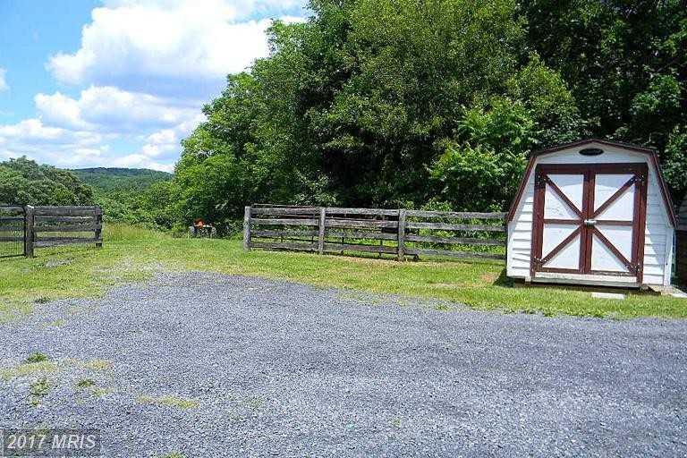 2456 Jericho Rd - Photo 3 of 17