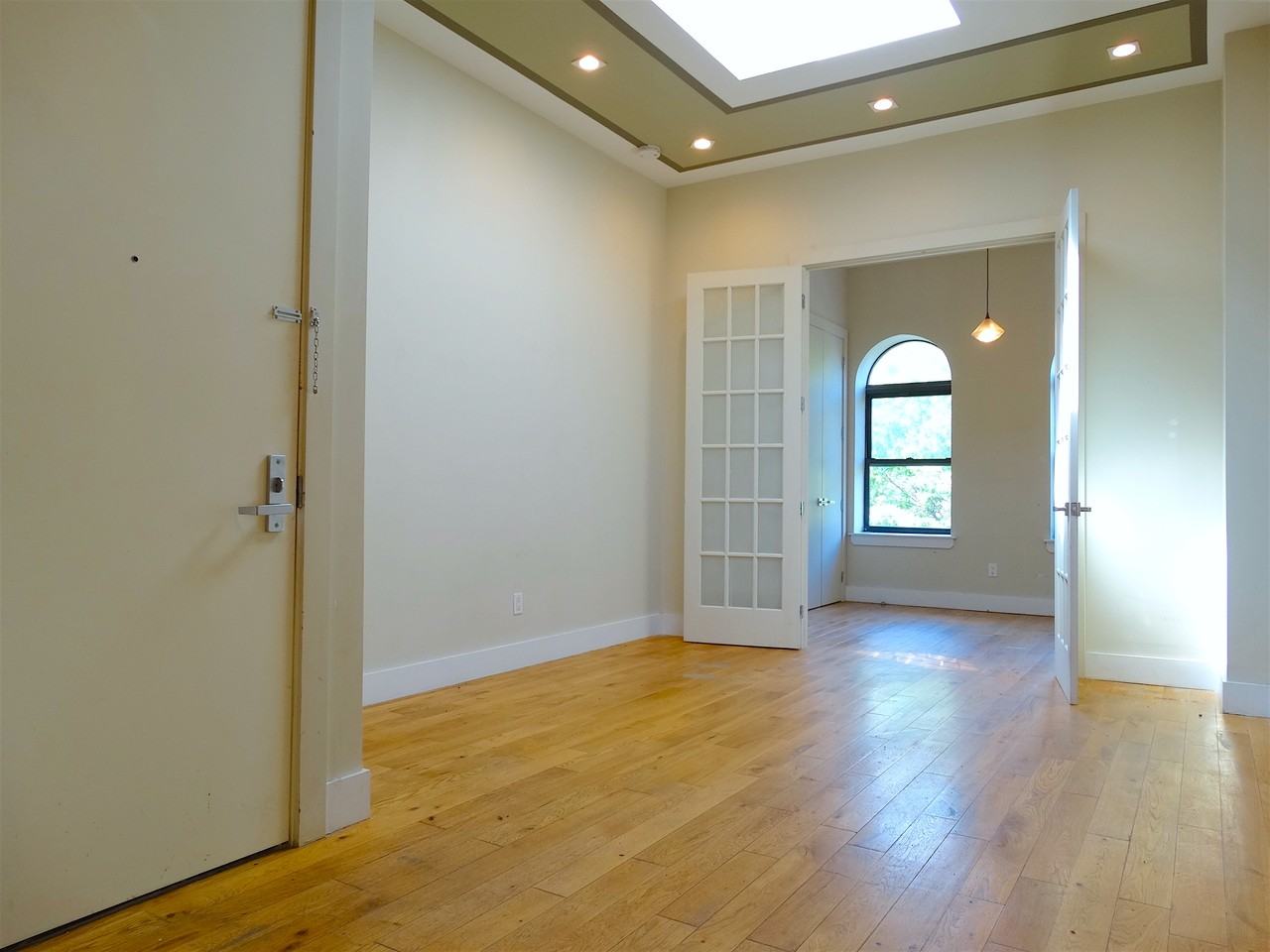 Gates Ave & Wilson Ave #3A