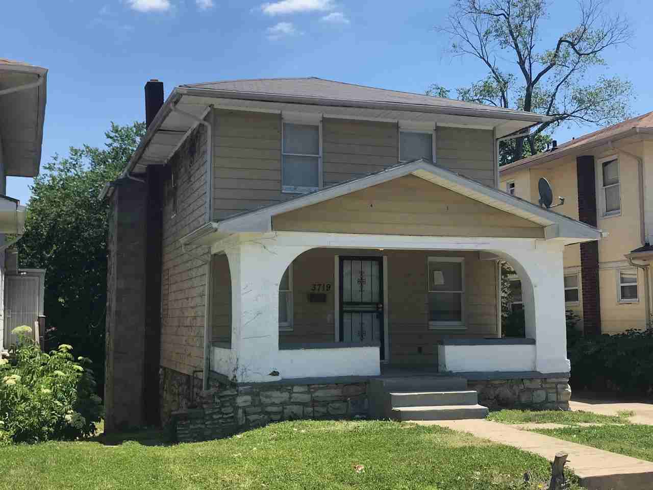 3719 Indiana Avenue - Photo 2 of 16
