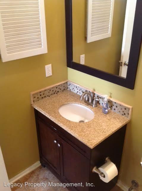 4231 Baywoods Dr - Photo 3 of 7