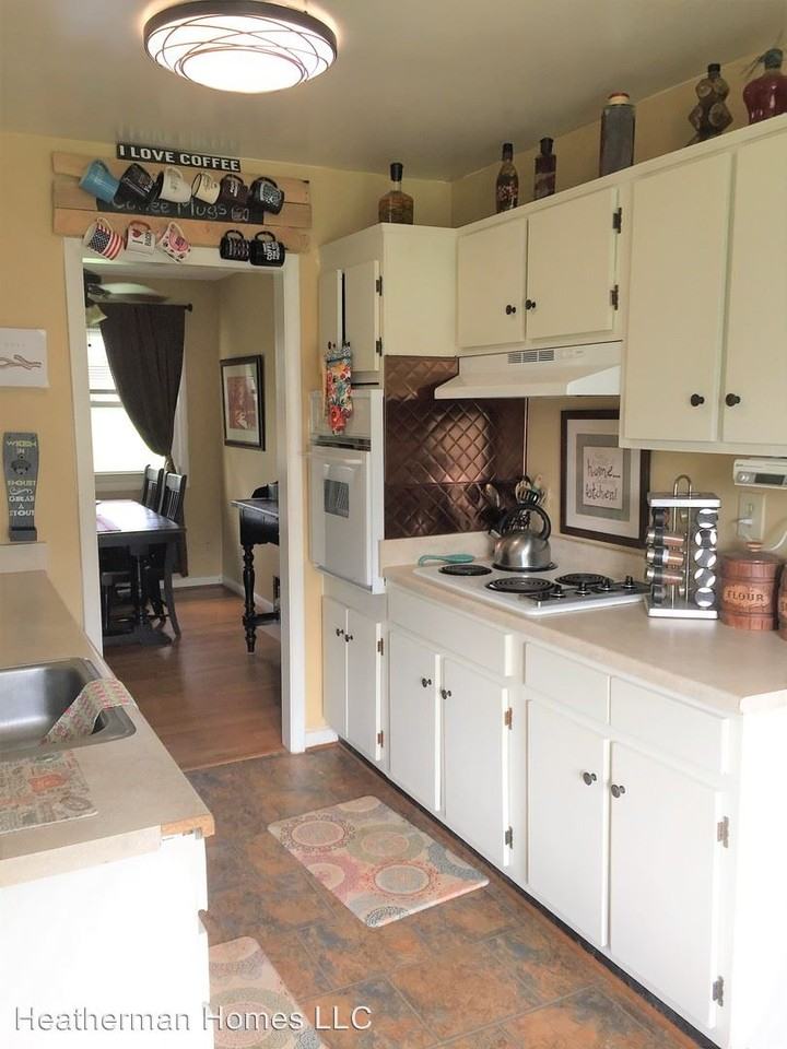 9192 James Madison Hwy - Photo 2 of 16