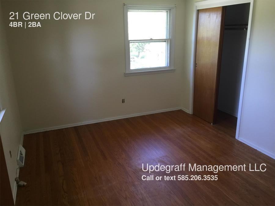 21 Green Clover Dr - Photo 3 of 10