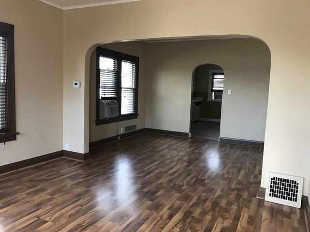 1713 Cora St - Photo 2 of 18