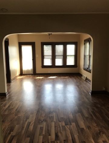 1713 Cora St - Photo 3 of 18