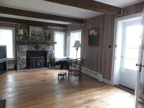 99 Cross Rd - Photo 3 of 8