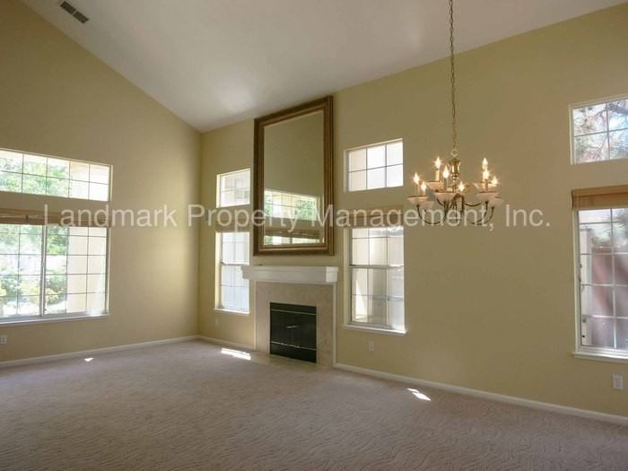 3313 Pomerado Way - Photo 2 of 15