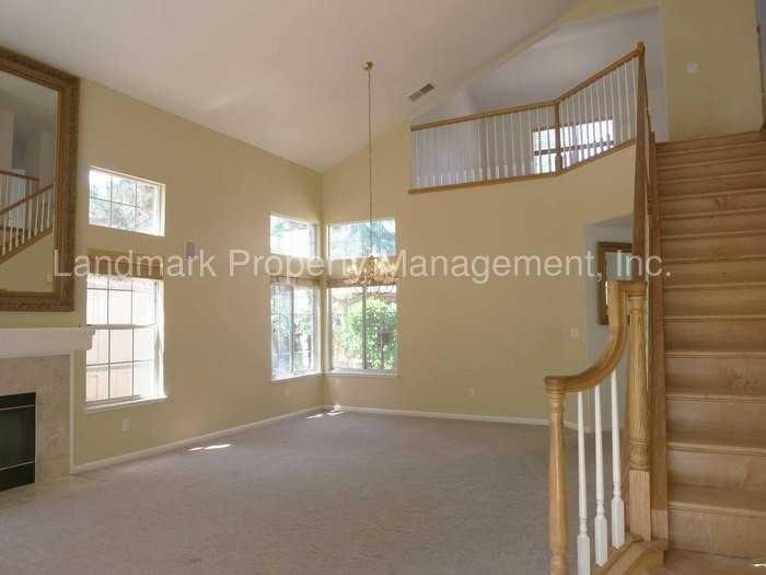 3313 Pomerado Way - Photo 3 of 15