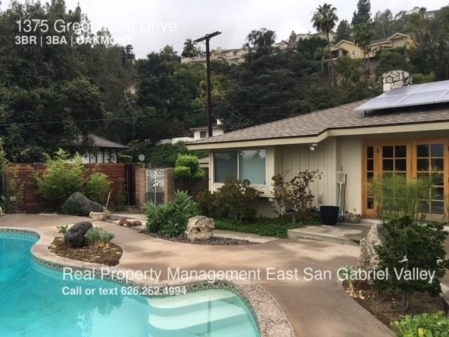 1375 Greenmont Dr - Photo 2 of 19